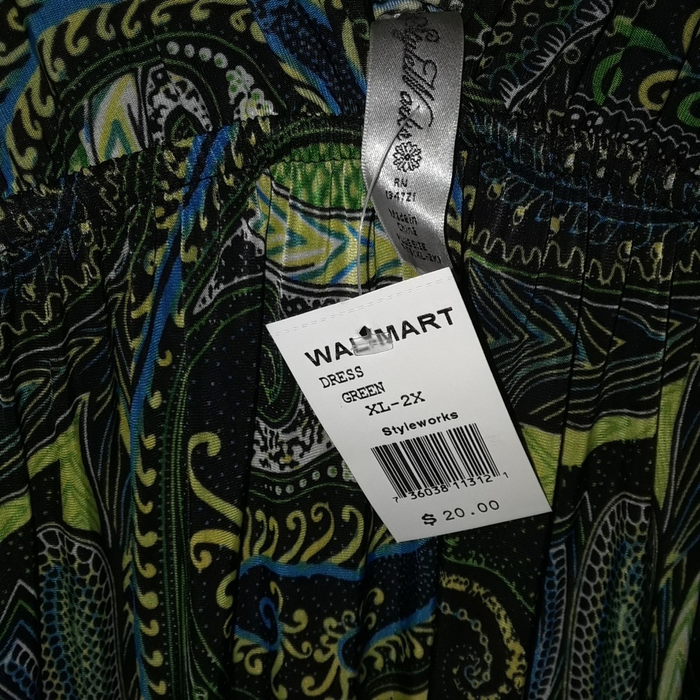 Funky Paisley Tunic - Picture 2 of 2